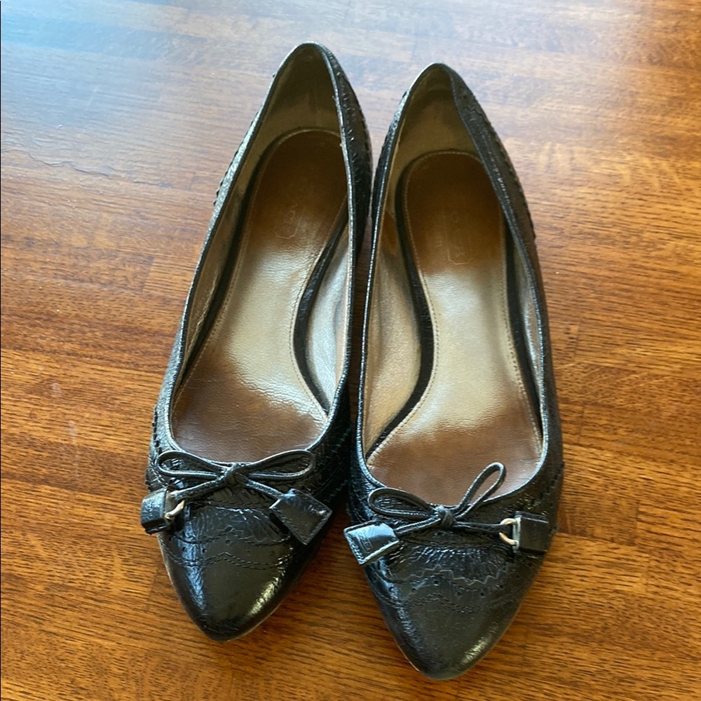 Coach Leather Black Bow Flats - Size 8.5